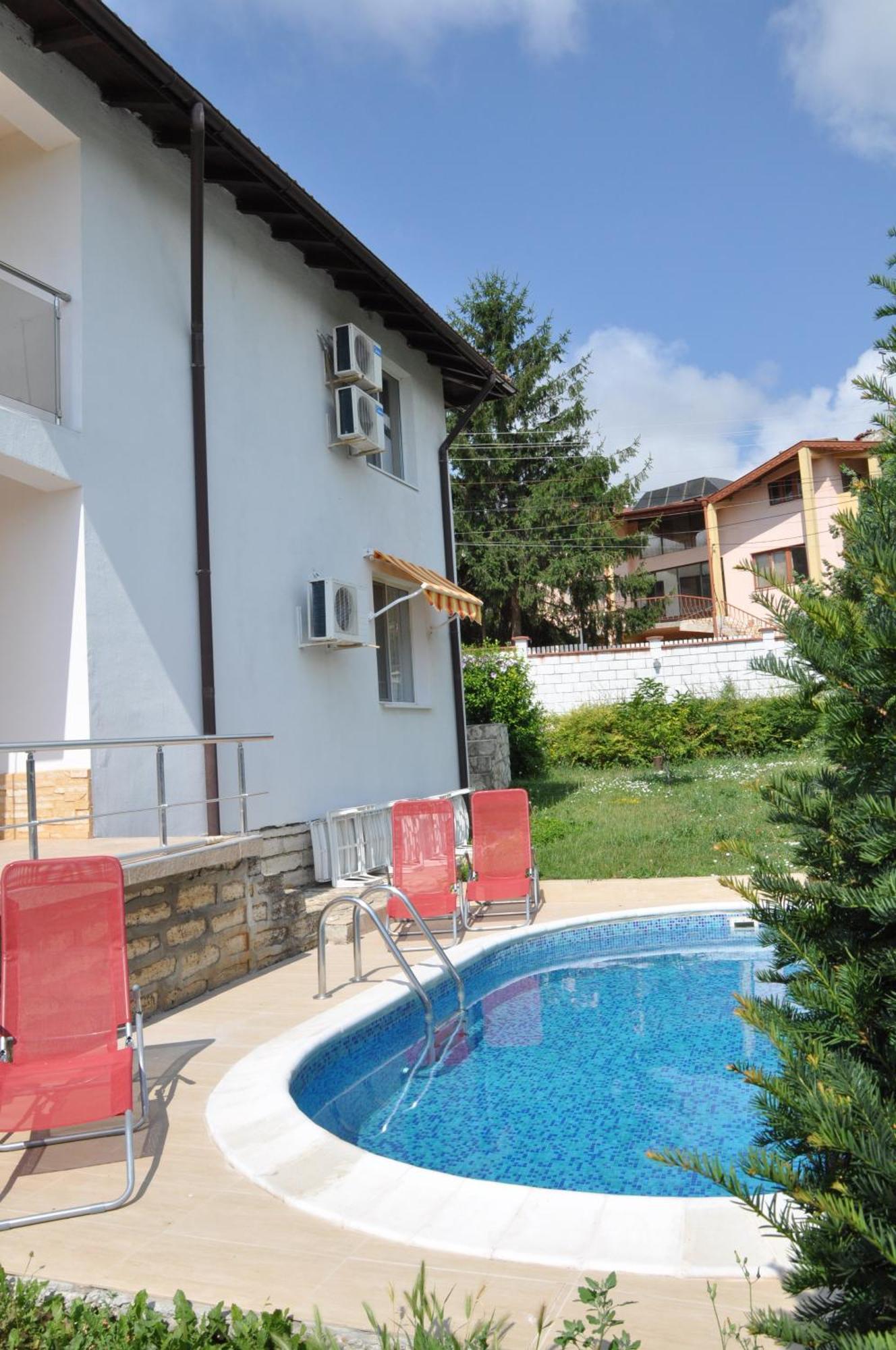 Villa Holiday Balchik Bagian luar foto