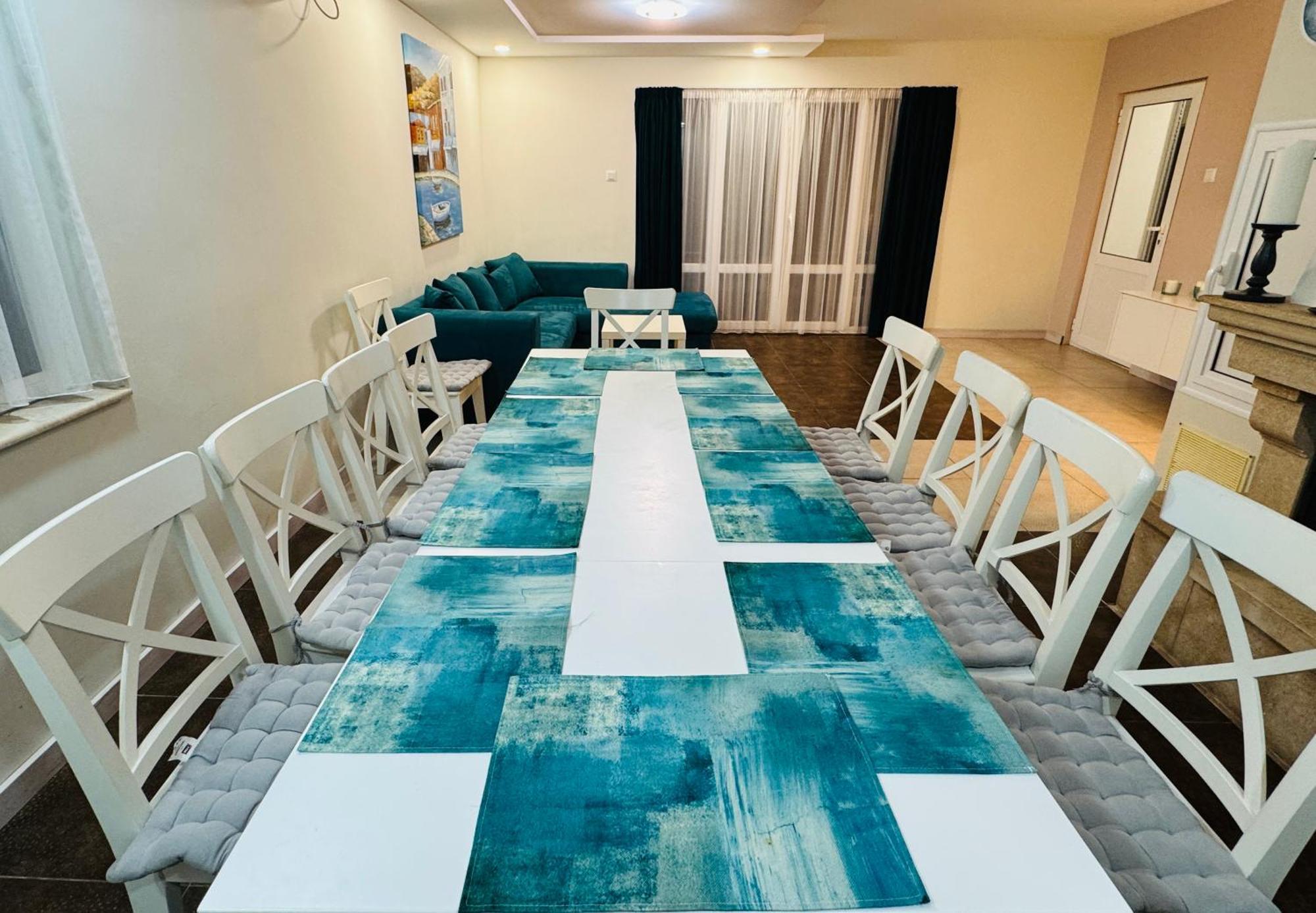 Villa Holiday Balchik Bagian luar foto