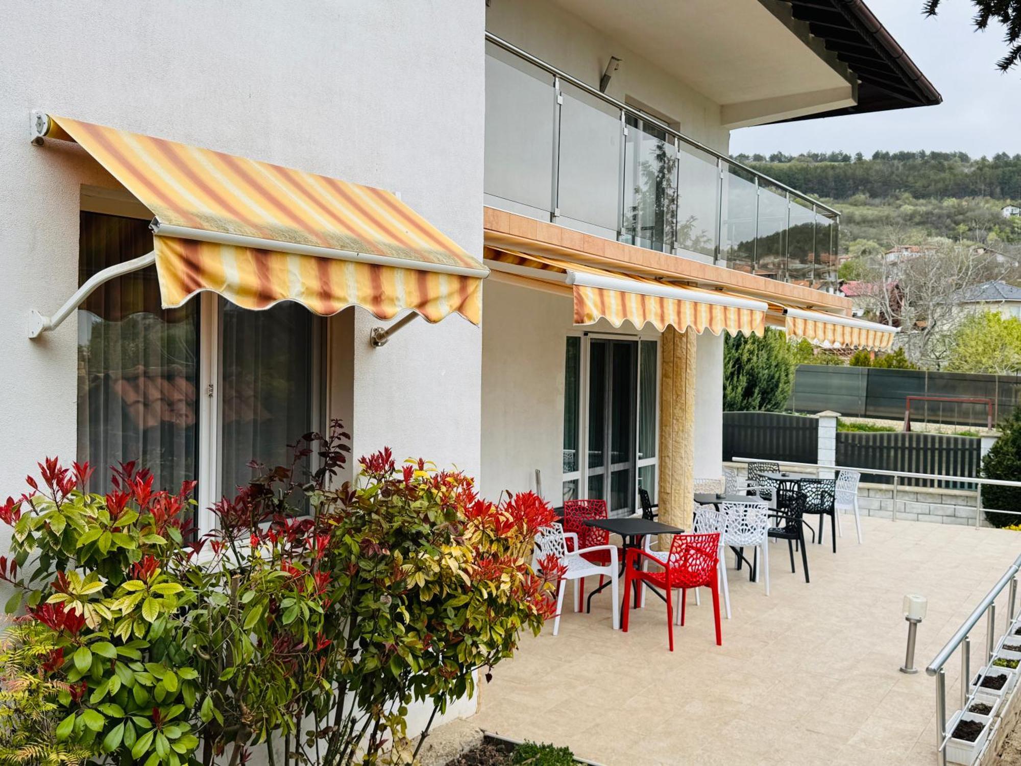 Villa Holiday Balchik Bagian luar foto
