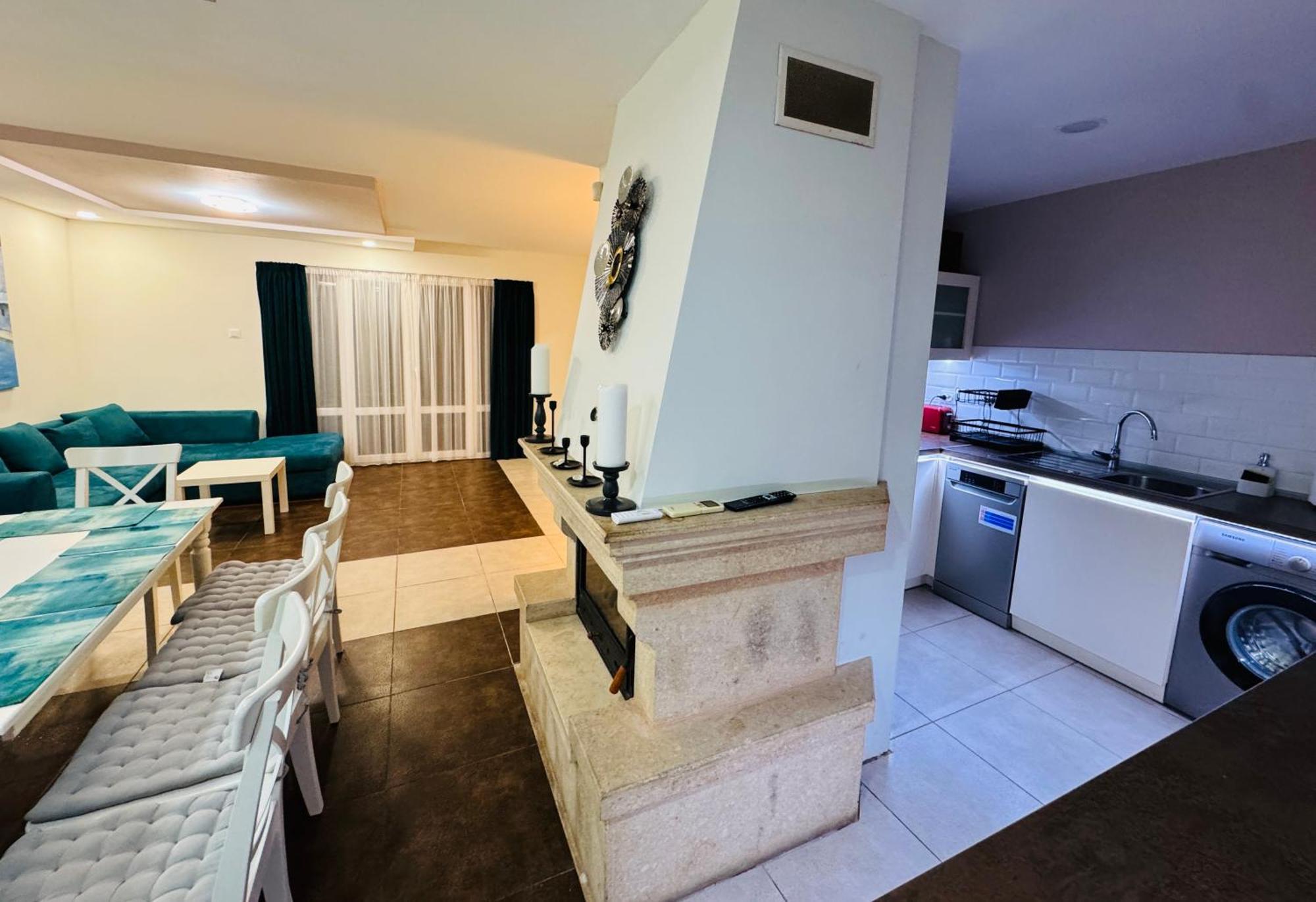 Villa Holiday Balchik Bagian luar foto